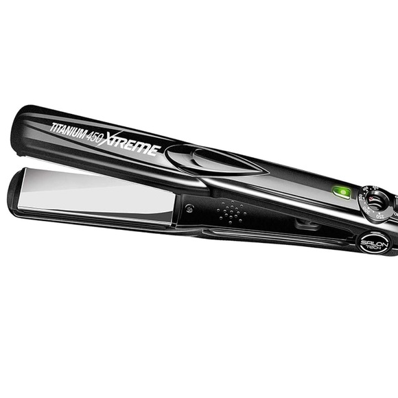 SALON TECH Titanium Xtreme Flat Iron - Picture 1 of 3